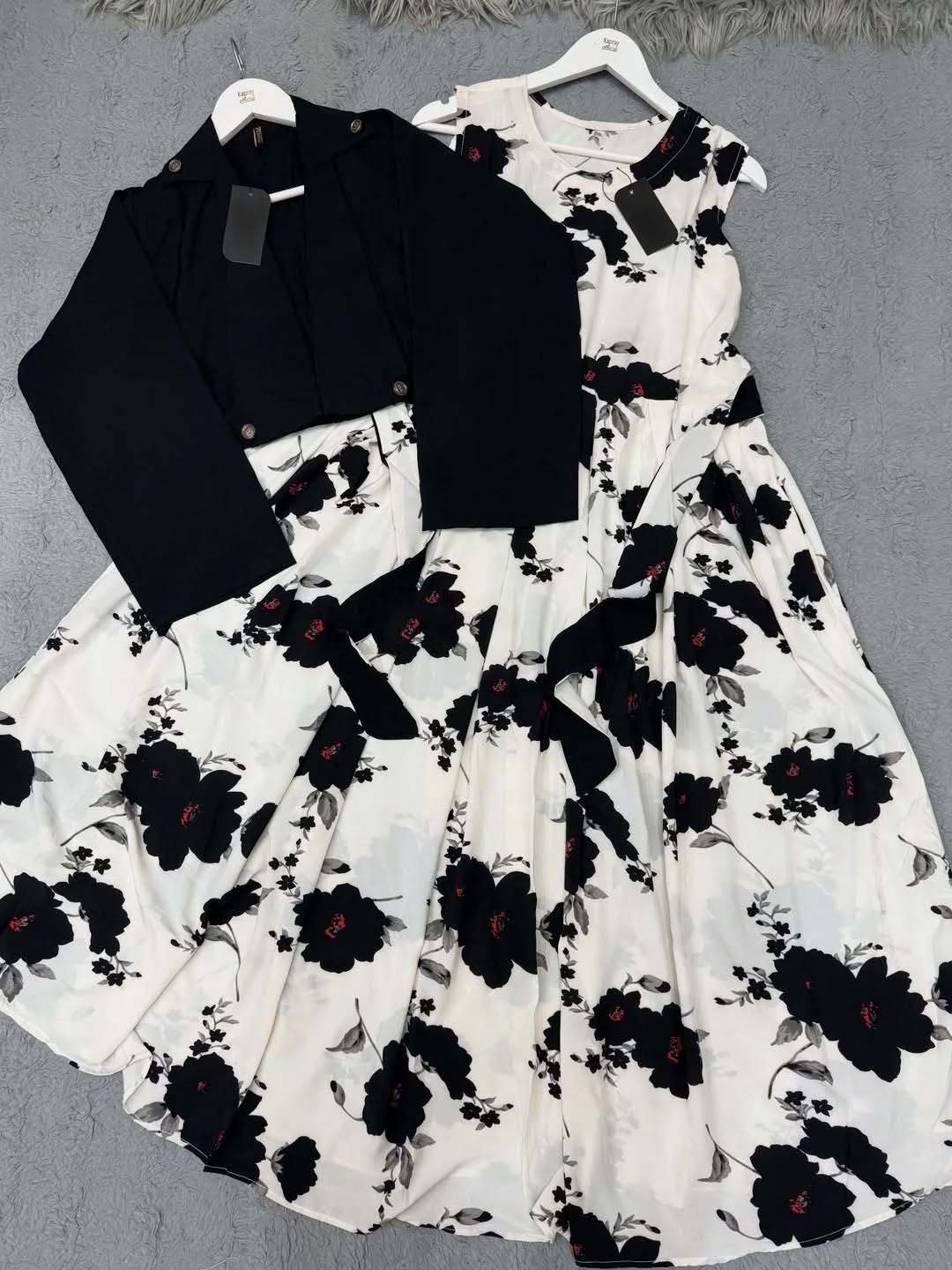 Elegant floral printed Maxi Dress